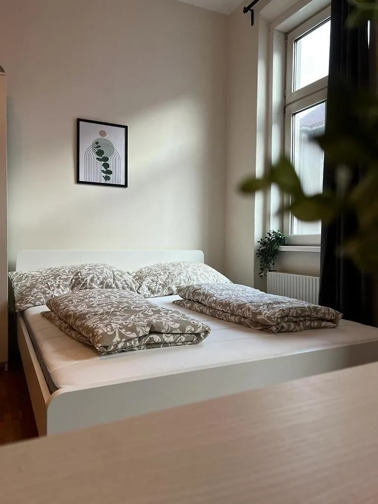 90 M2 Spacious Apartment With Free Parking Vienna 0*,  Austria